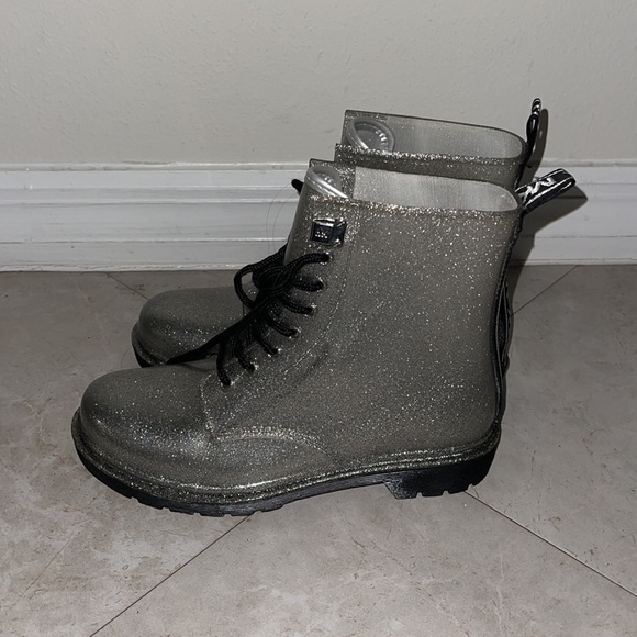 Michael Kors woman’s rainboots - Picture 4 of 5